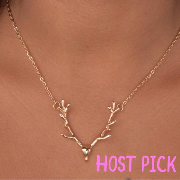 Jewelry - NEW Elk Antlers Pendant Necklace